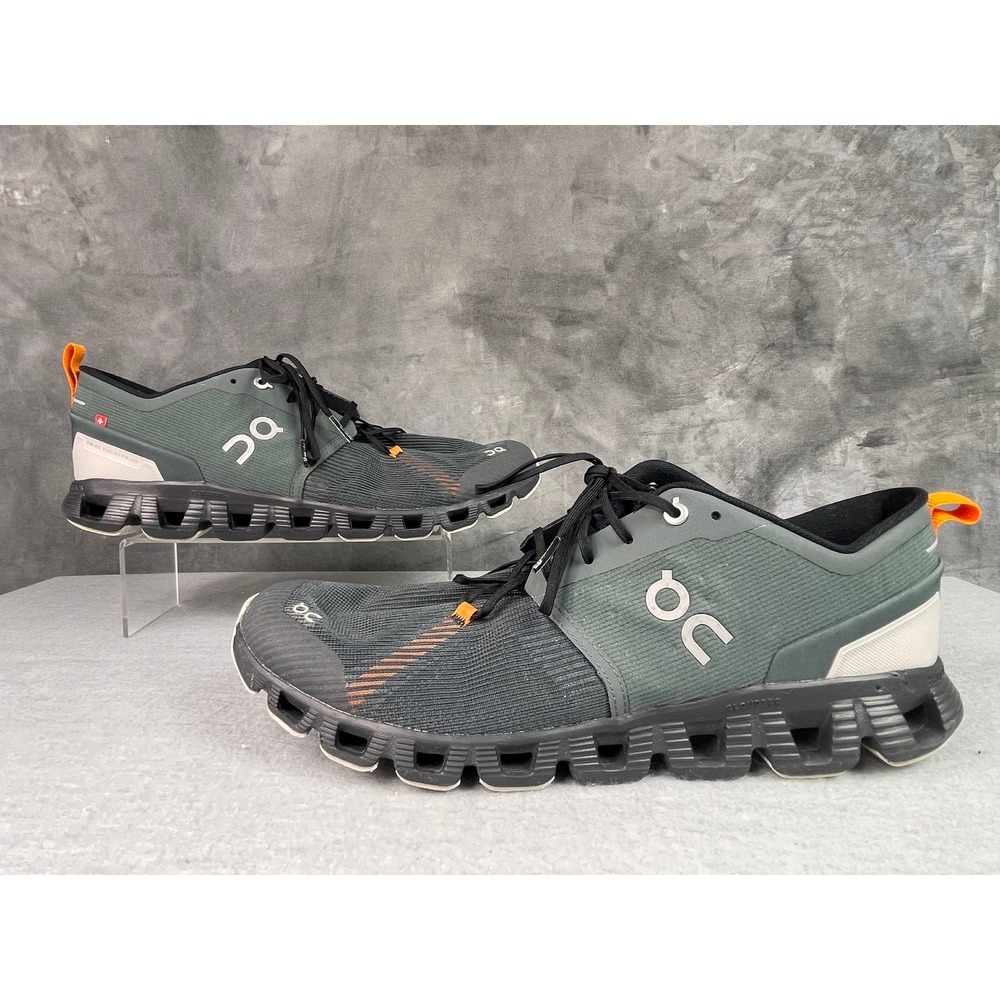 ON Cloud X3 Shift Men's Sneaker Size 11 (S2315)